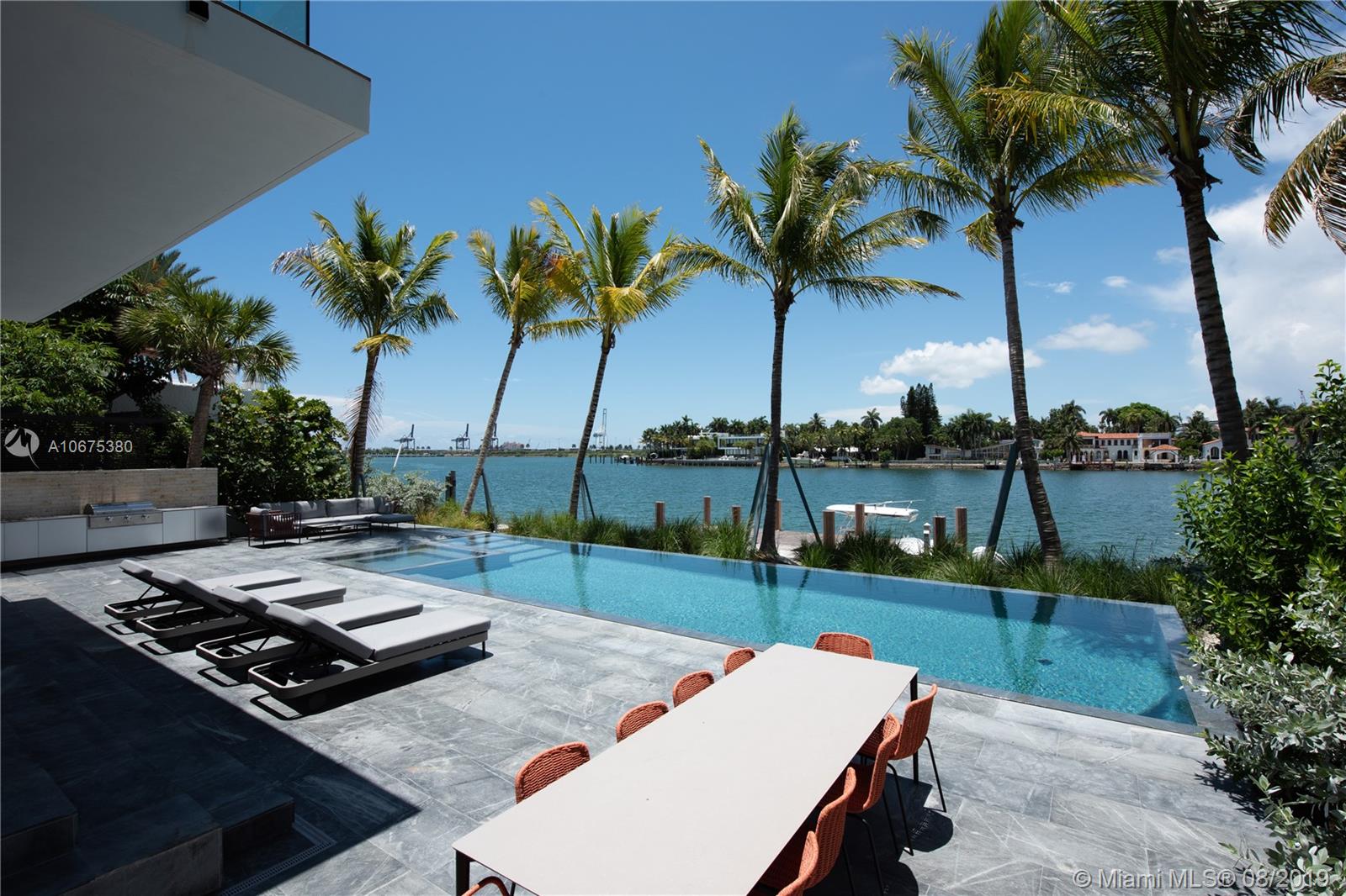 Hibiscus Island - Residential