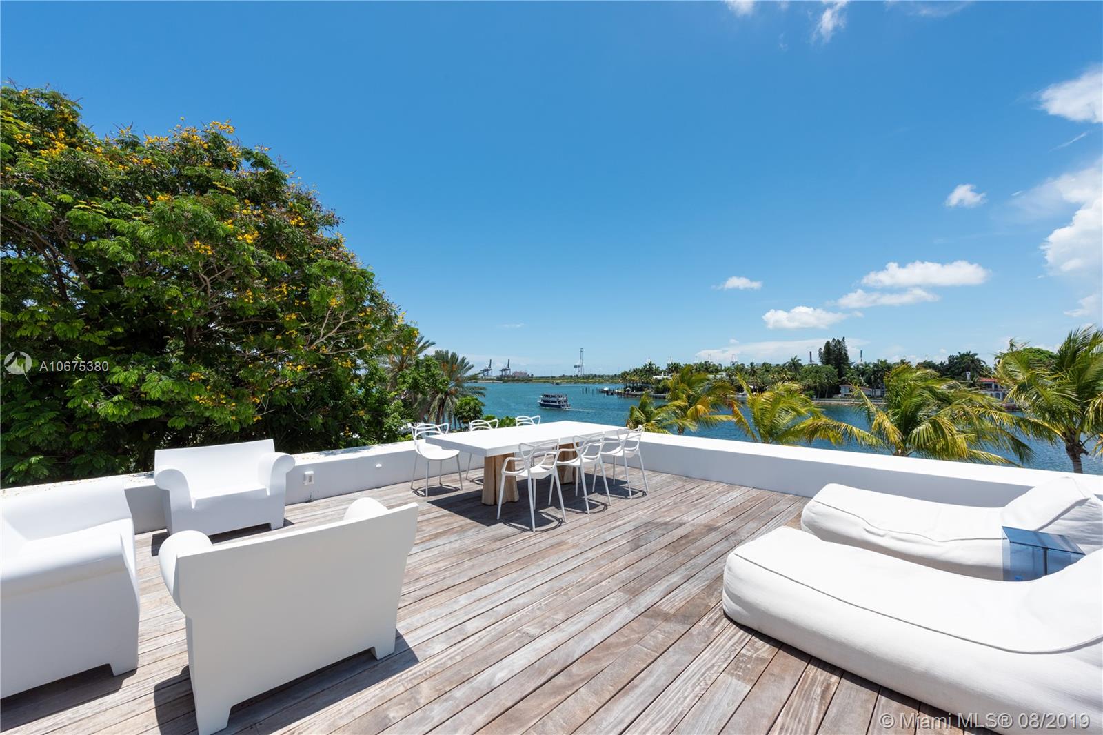 Hibiscus Island - Residential