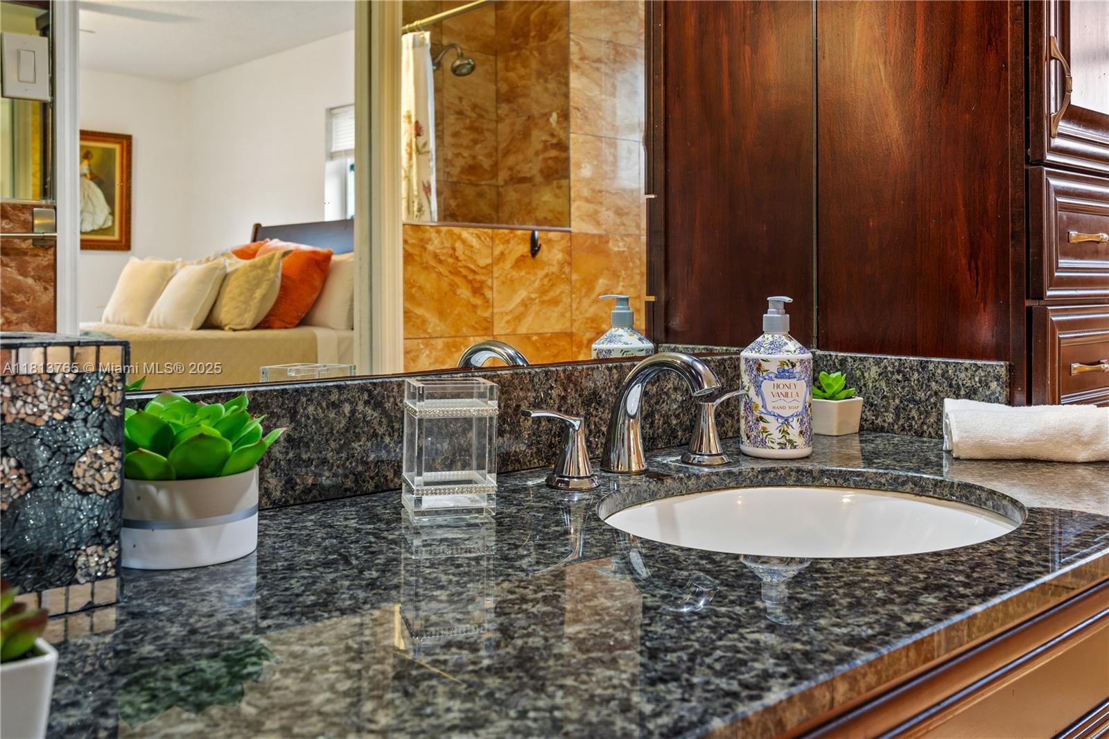 CROISSANT PARK DIXIE CUT- - Residential Lease