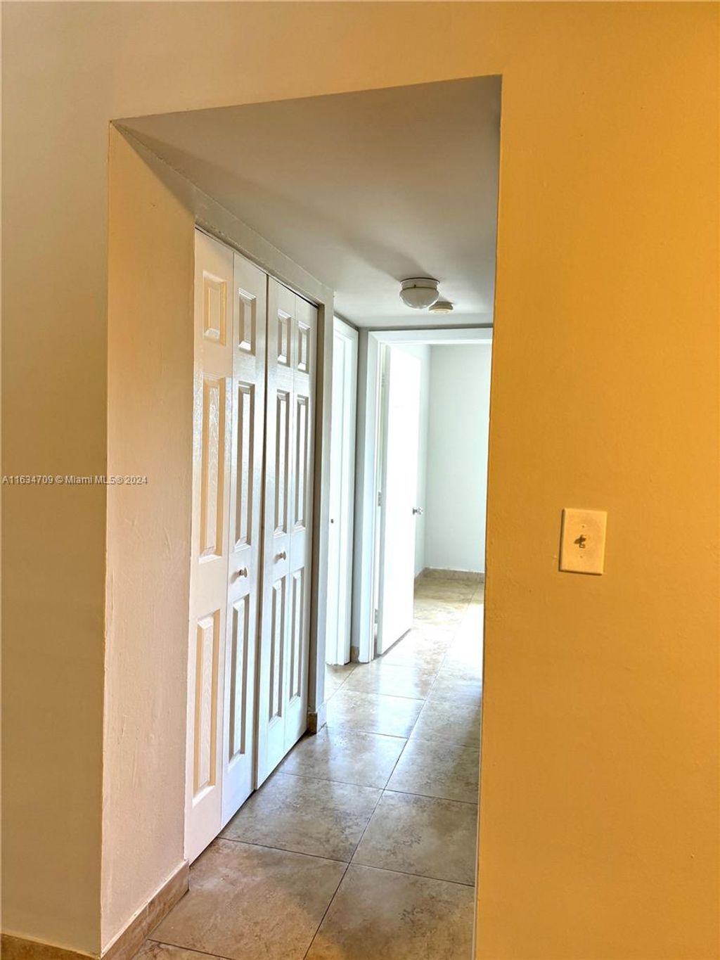 Photo of 6900 SW 39th St #312K, Davie, FL 33314 (MLS # A11634709)