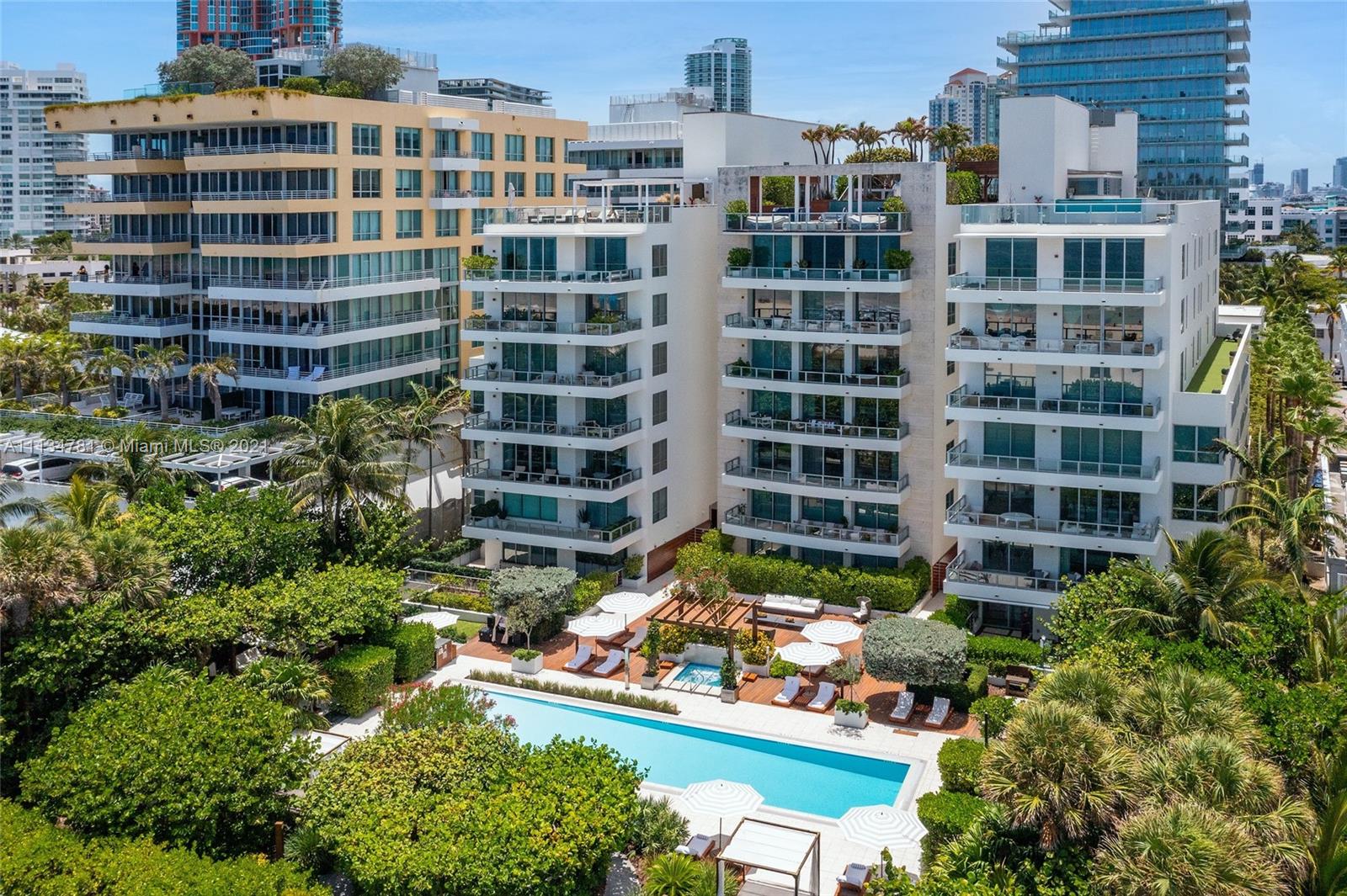 OCEAN HOUSE CONDO - Residential