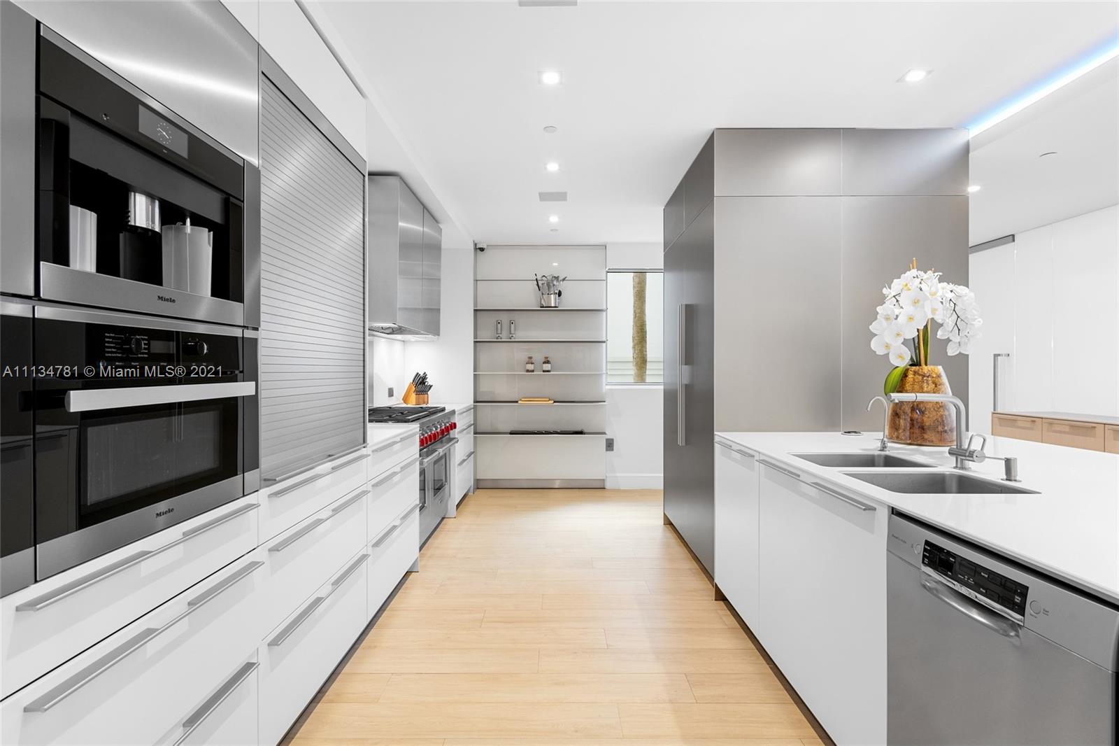 OCEAN HOUSE CONDO - Residential