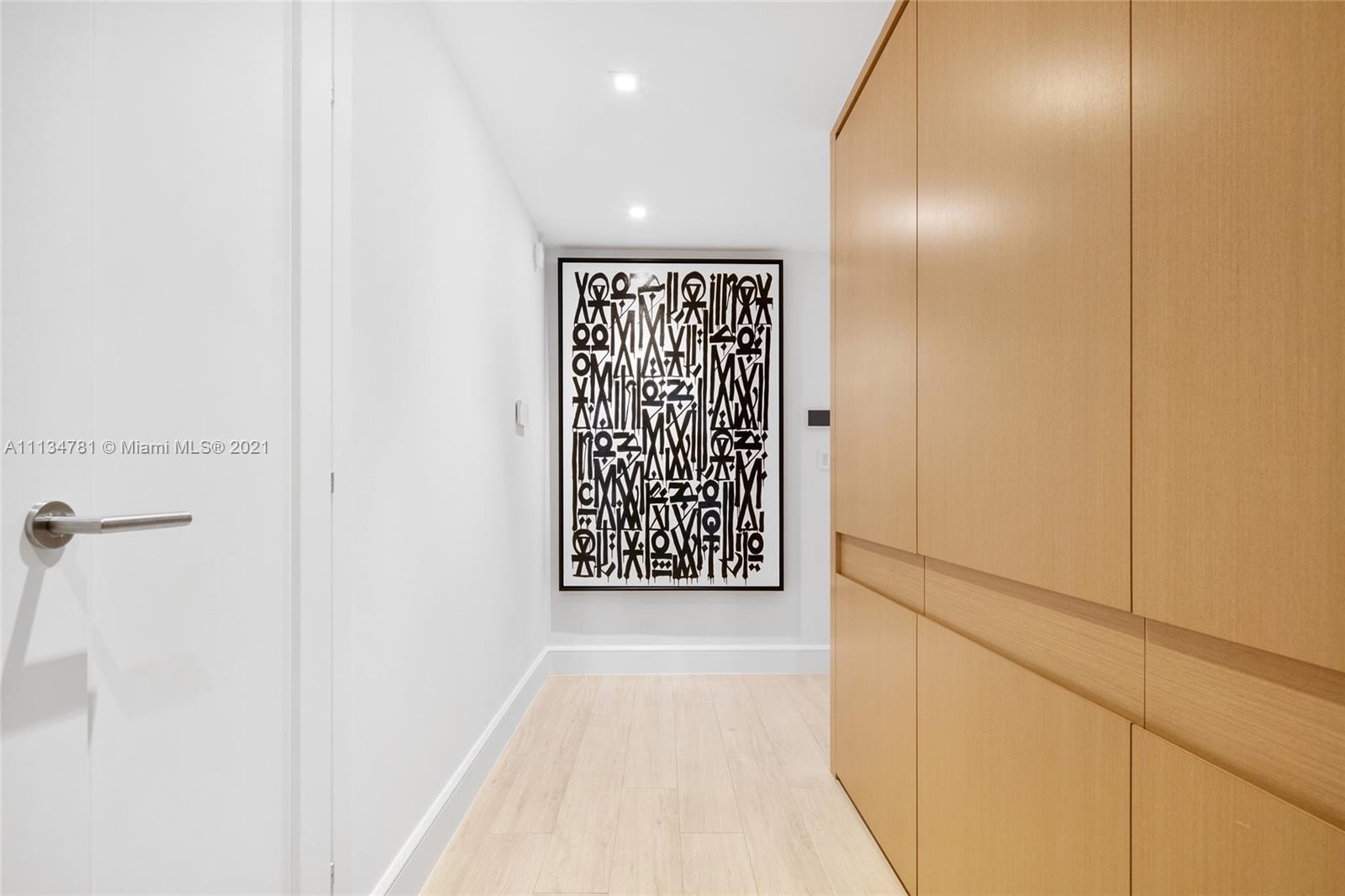 OCEAN HOUSE CONDO - Residential