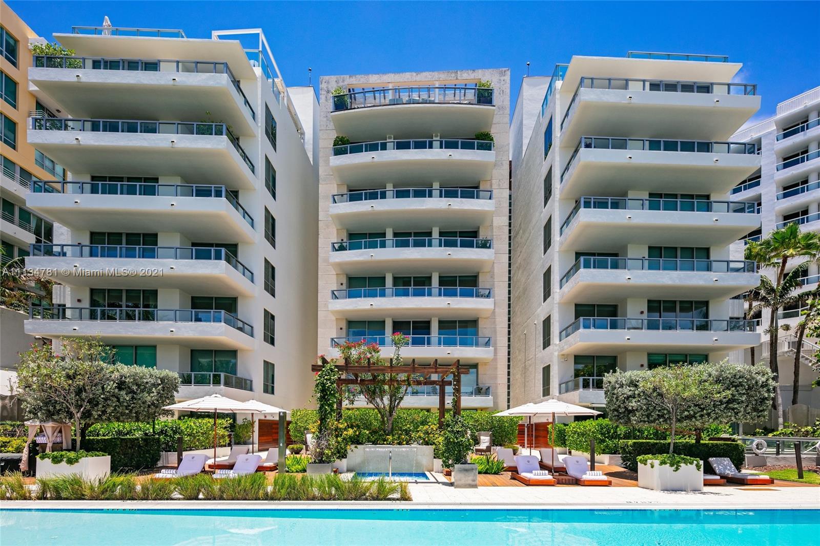 OCEAN HOUSE CONDO - Residential