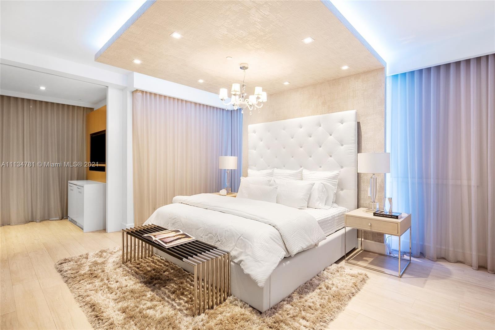 OCEAN HOUSE CONDO - Residential