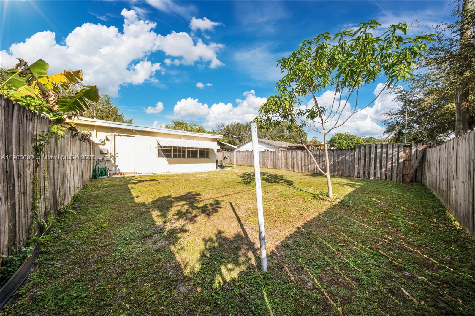 SUMMERTIME ISLES 1ST ADD - Residential