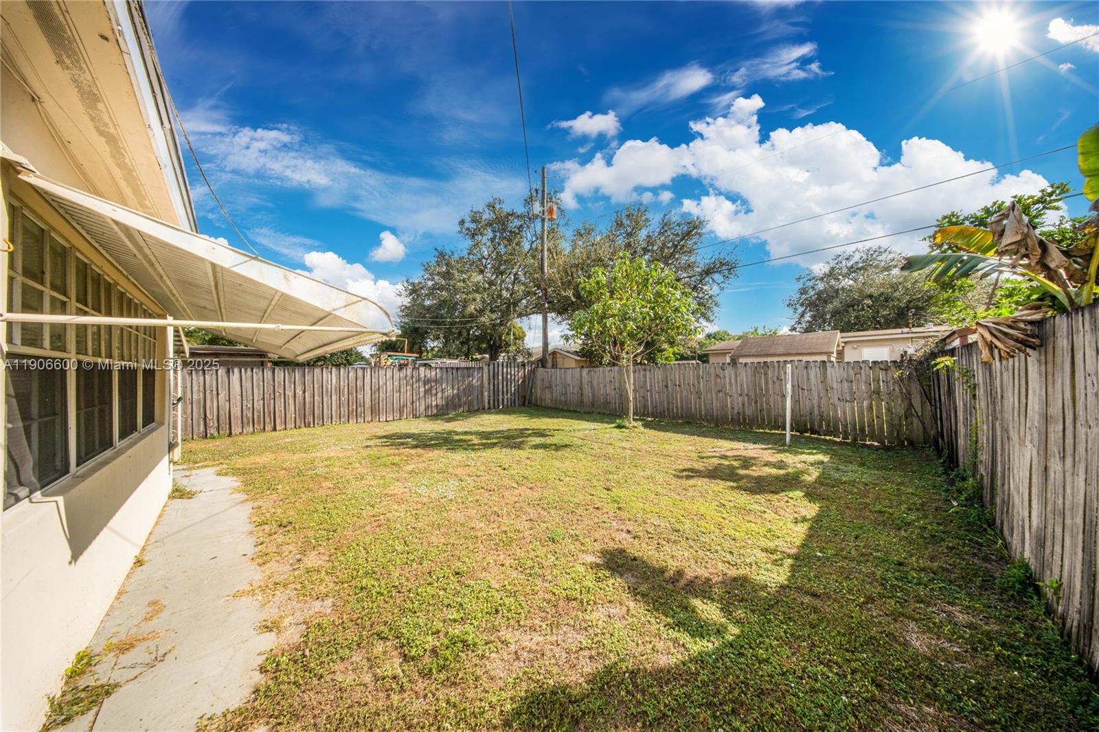 SUMMERTIME ISLES 1ST ADD - Residential