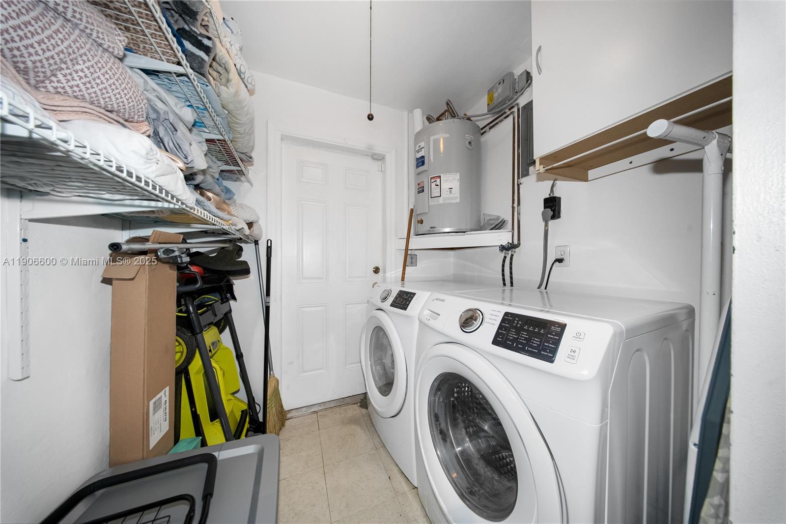 SUMMERTIME ISLES 1ST ADD - Residential