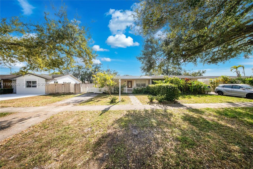 Photo of 9426 SW 52nd St, Cooper City, FL 33328 (MLS # A11906600)