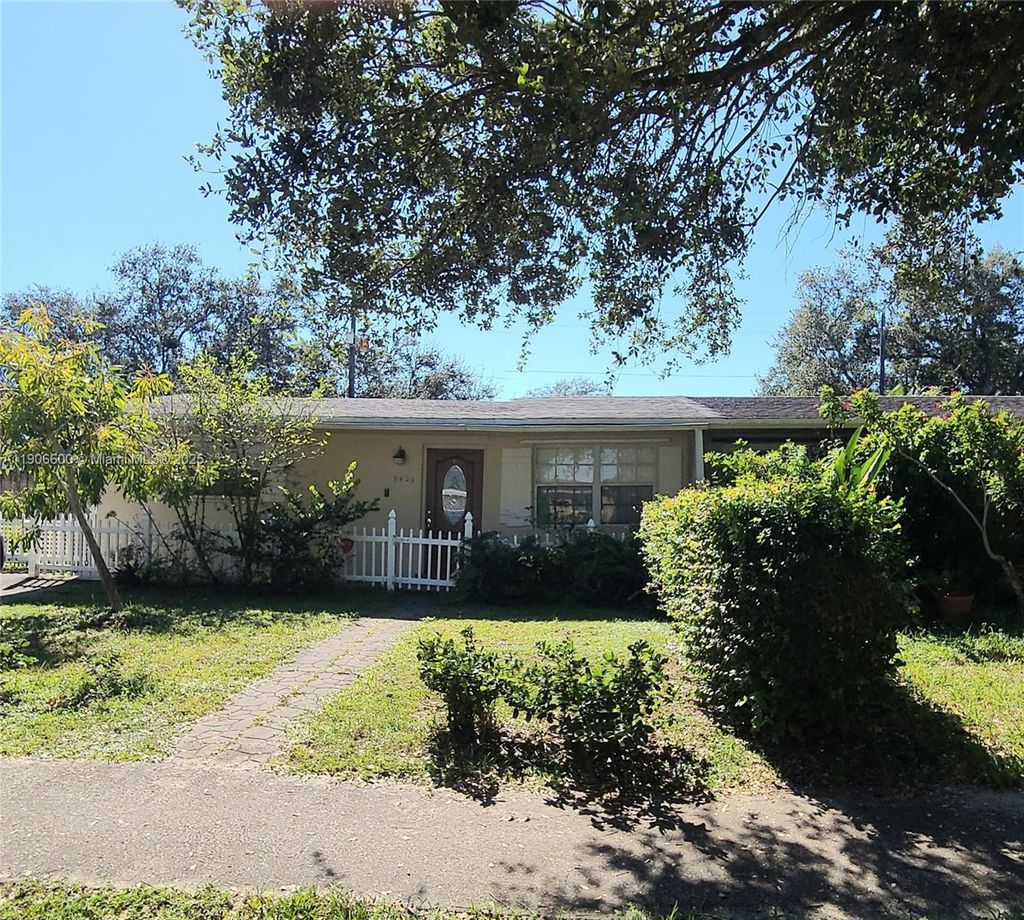 Photo of 9426 SW 52nd St, Cooper City, FL 33328 (MLS # A11906600)