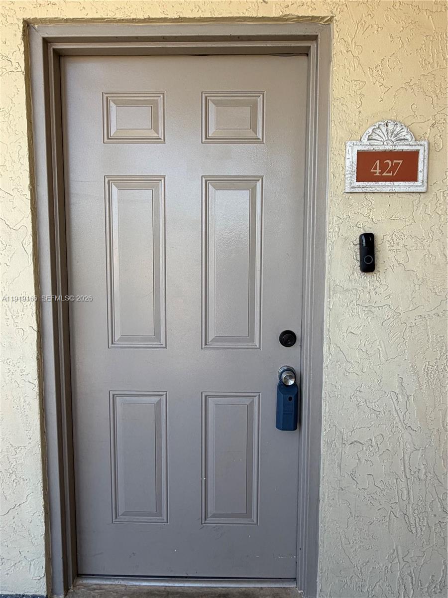 LAS VISTAS AT DORAL CONDO - Residential