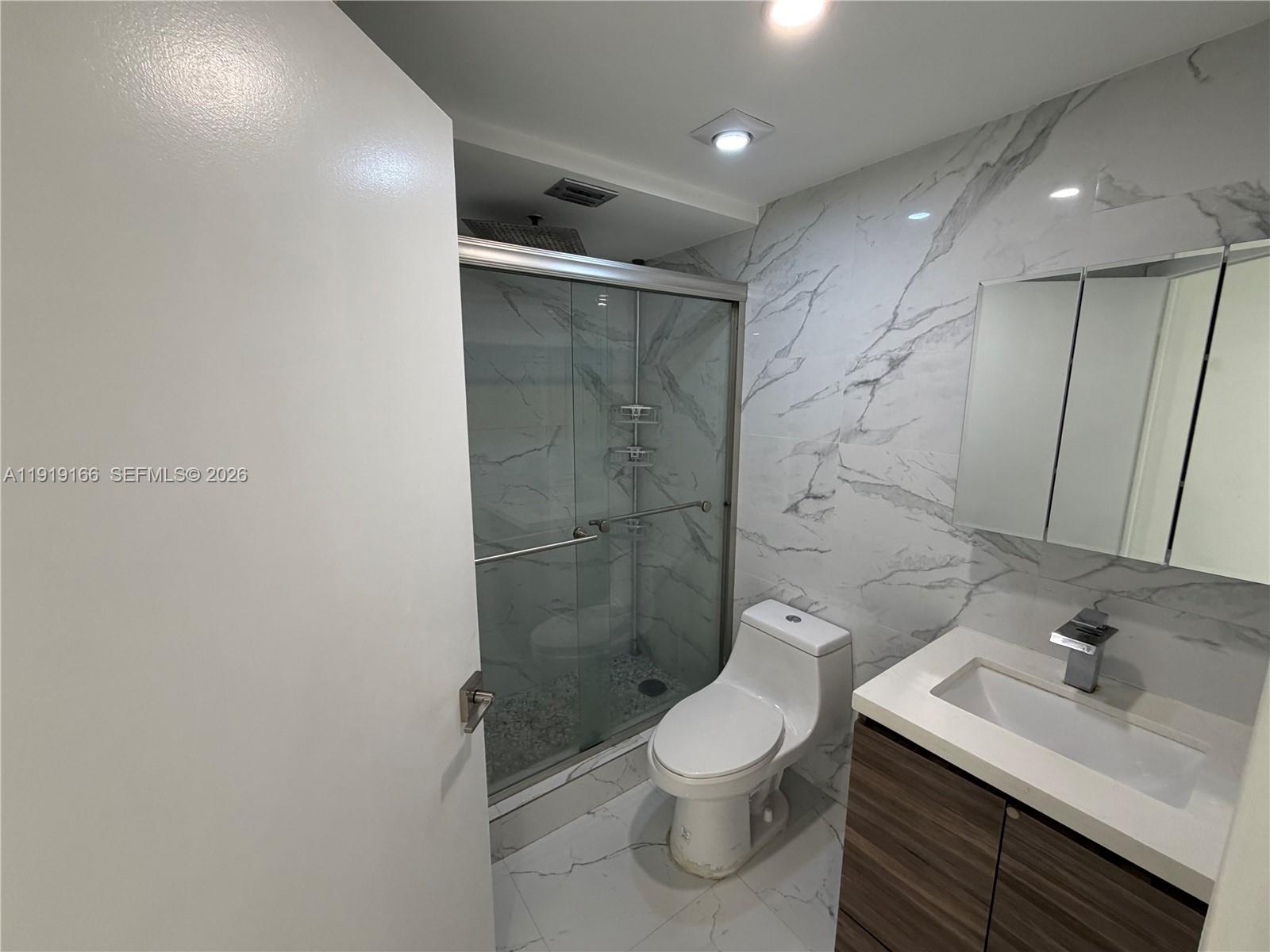 LAS VISTAS AT DORAL CONDO - Residential