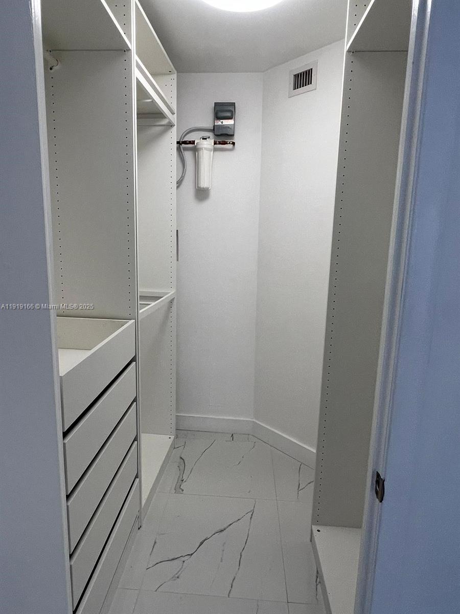 LAS VISTAS AT DORAL CONDO - Residential