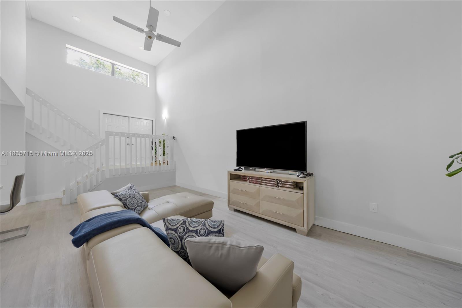 THE MOORS TOWNHOUSES - Residential