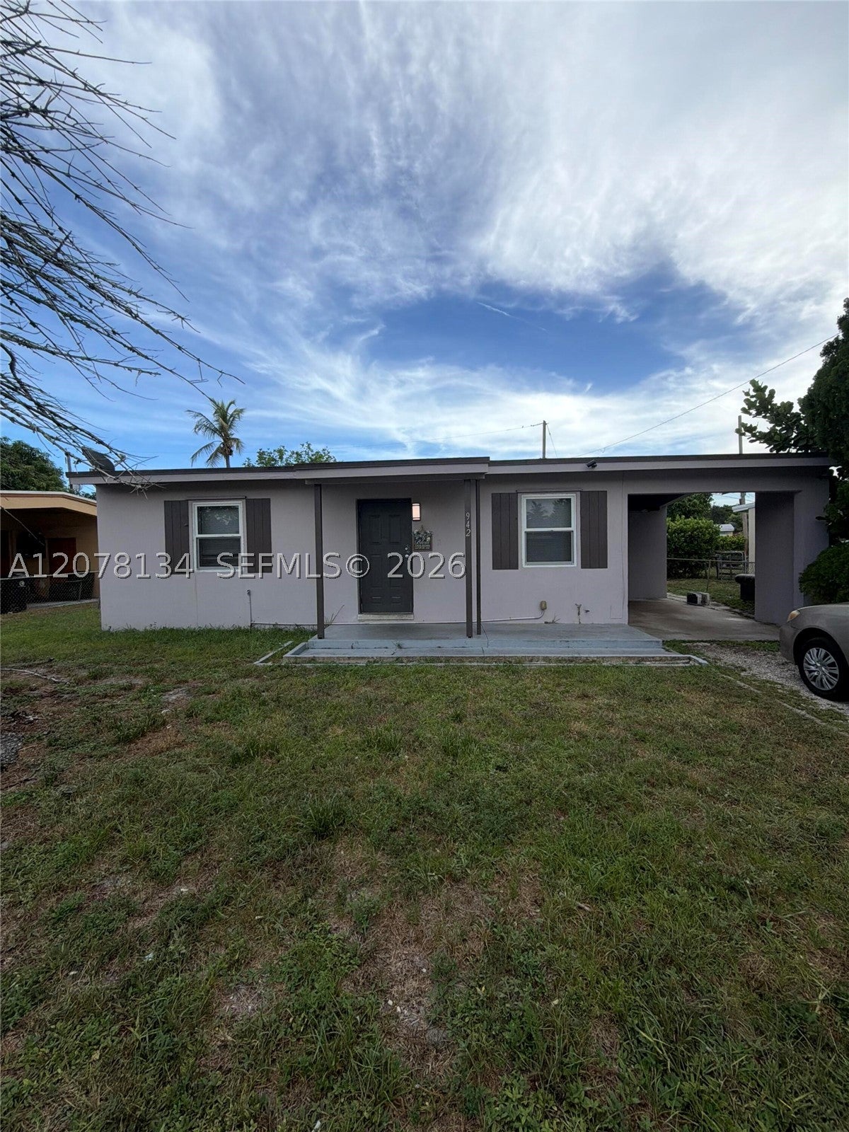 942 NW 11th Ct