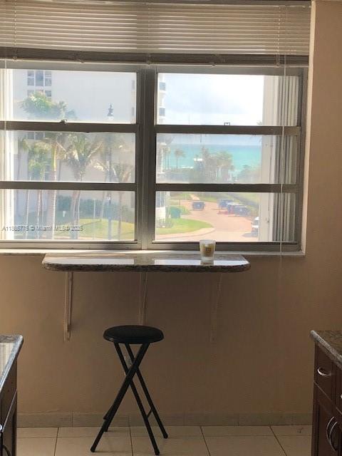 PLAZA TOWERS SOUTH CONDO - Residential Lease