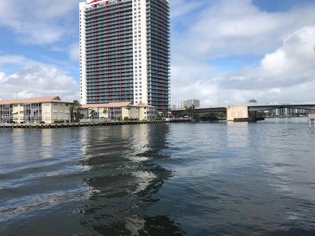 PLAZA TOWERS SOUTH CONDO - Residential Lease