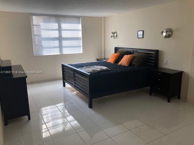 PLAZA TOWERS SOUTH CONDO - Residential Lease