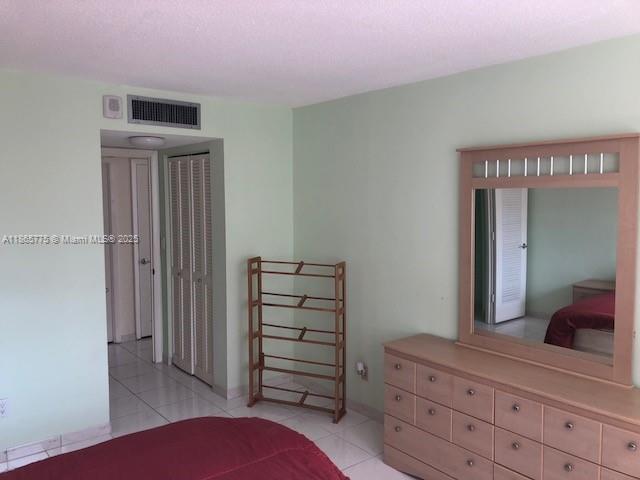 PLAZA TOWERS SOUTH CONDO - Residential Lease