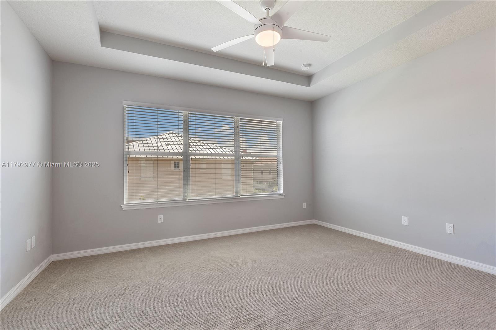 PARKVIEW AT HILLCREST - Residential Lease