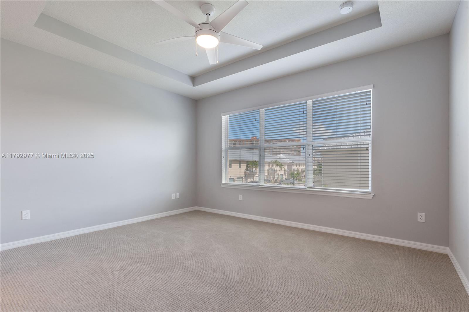 PARKVIEW AT HILLCREST - Residential Lease