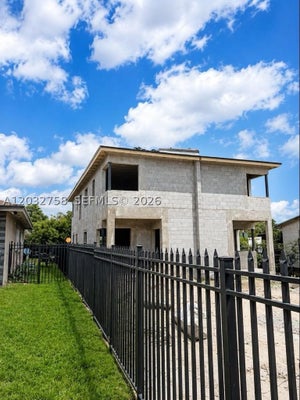 3165 NW 61ST ST, MIAMI, FL 33142 - Image 7fdf9e77a51772dd8c5d4d9a1e41c52d/937565719