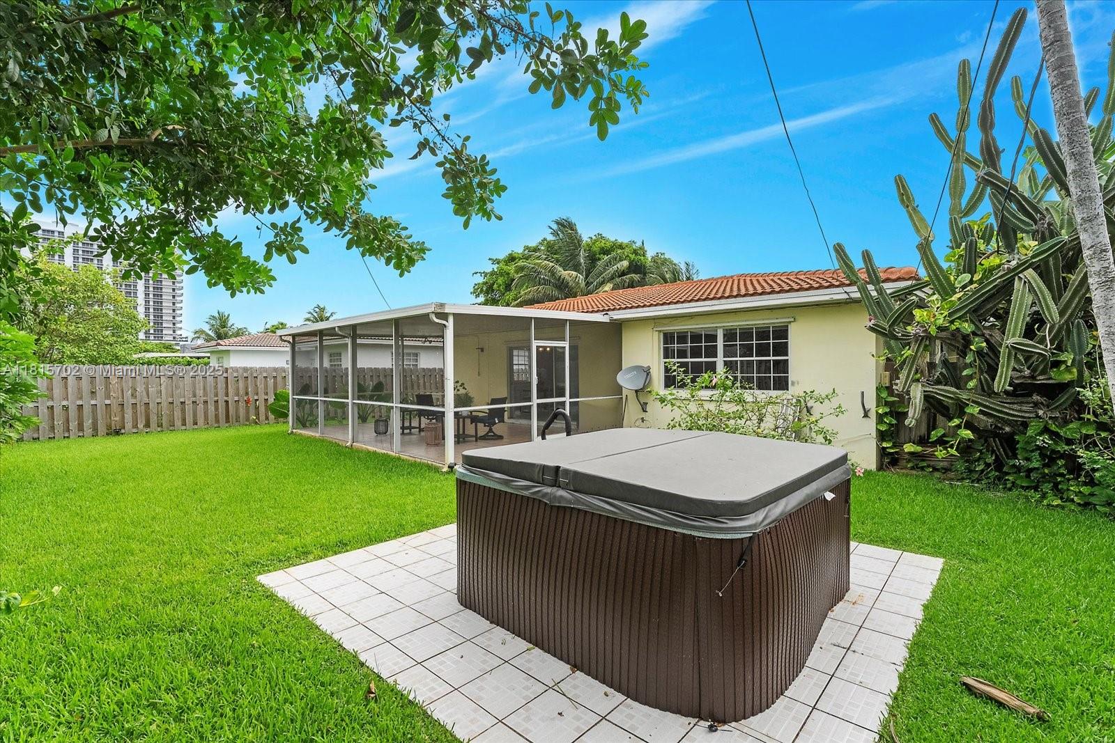 TREASURE ISLAND - Residential