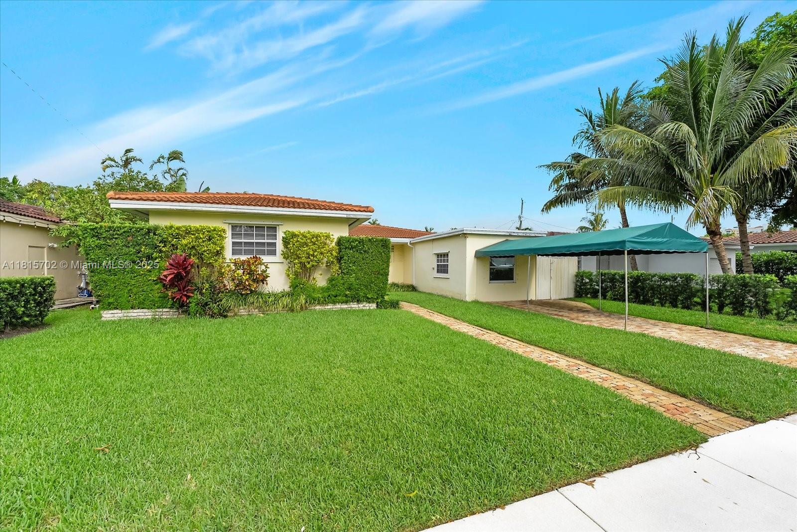 TREASURE ISLAND - Residential