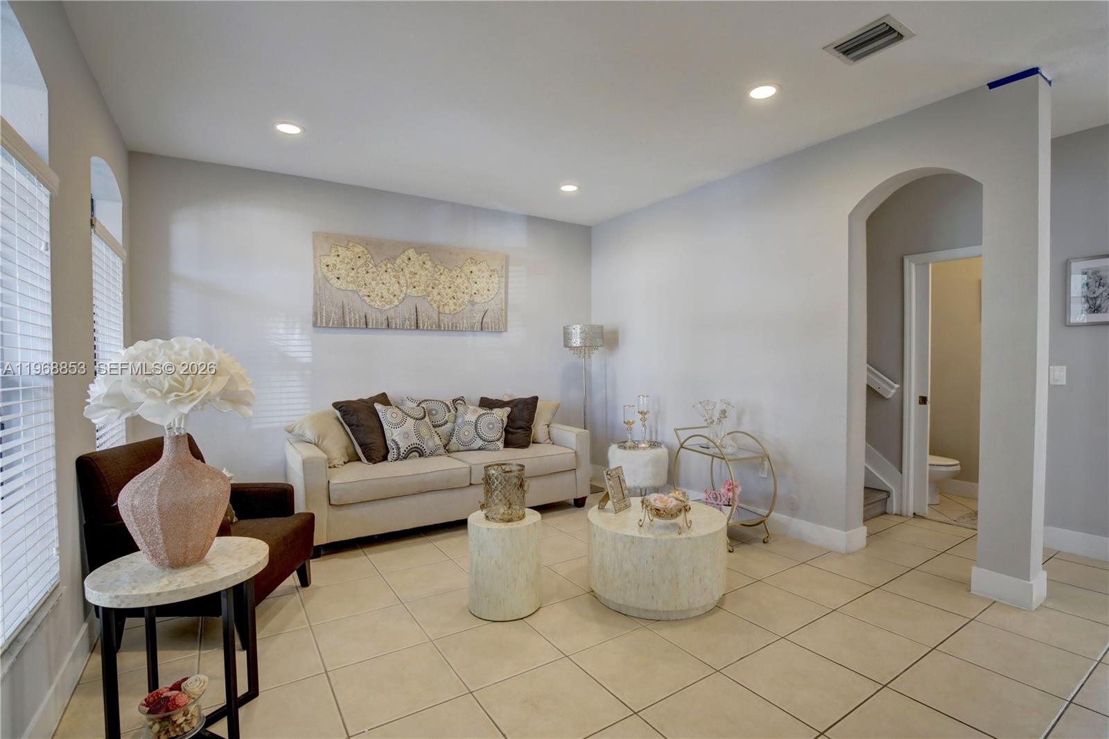 SILVER PALM EAST SECTION - Residential