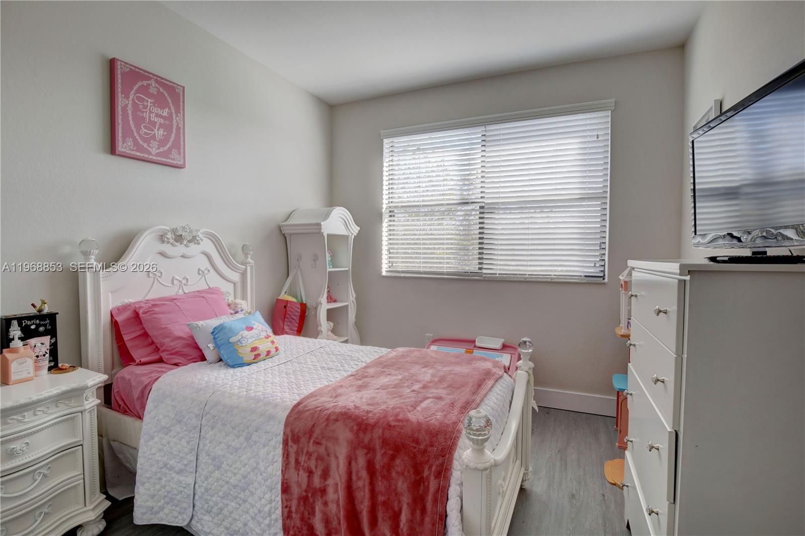 SILVER PALM EAST SECTION - Residential