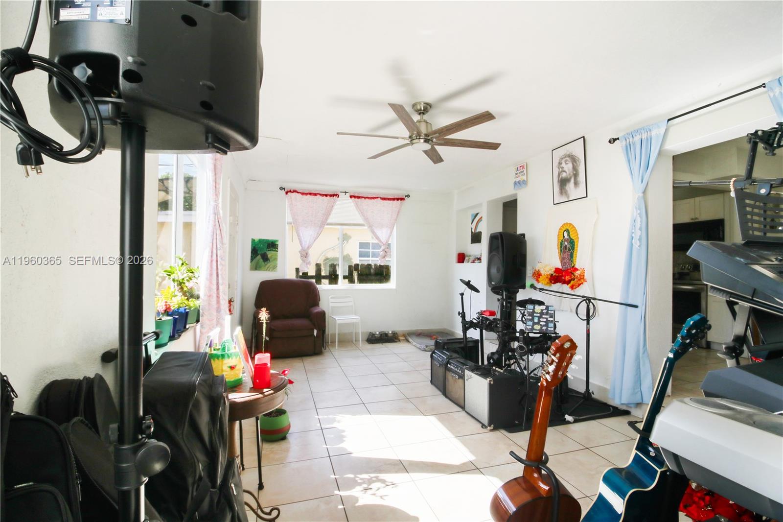 ALMENDARES - Residential