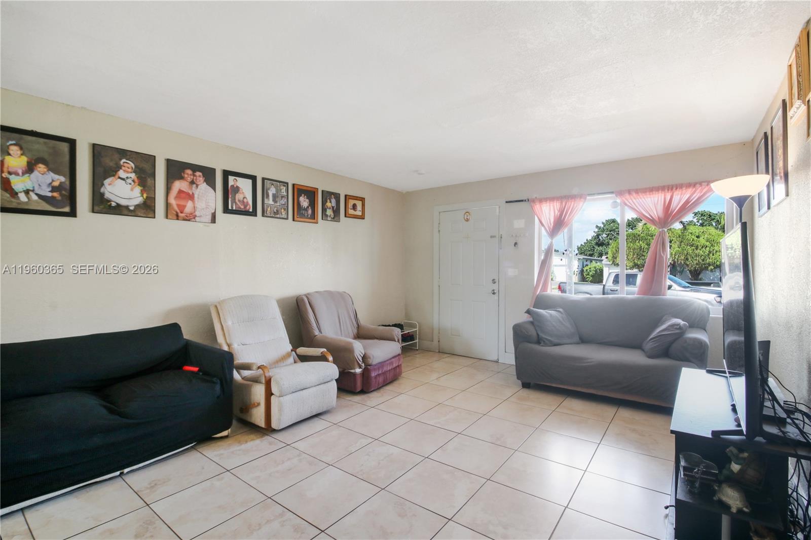 ALMENDARES - Residential