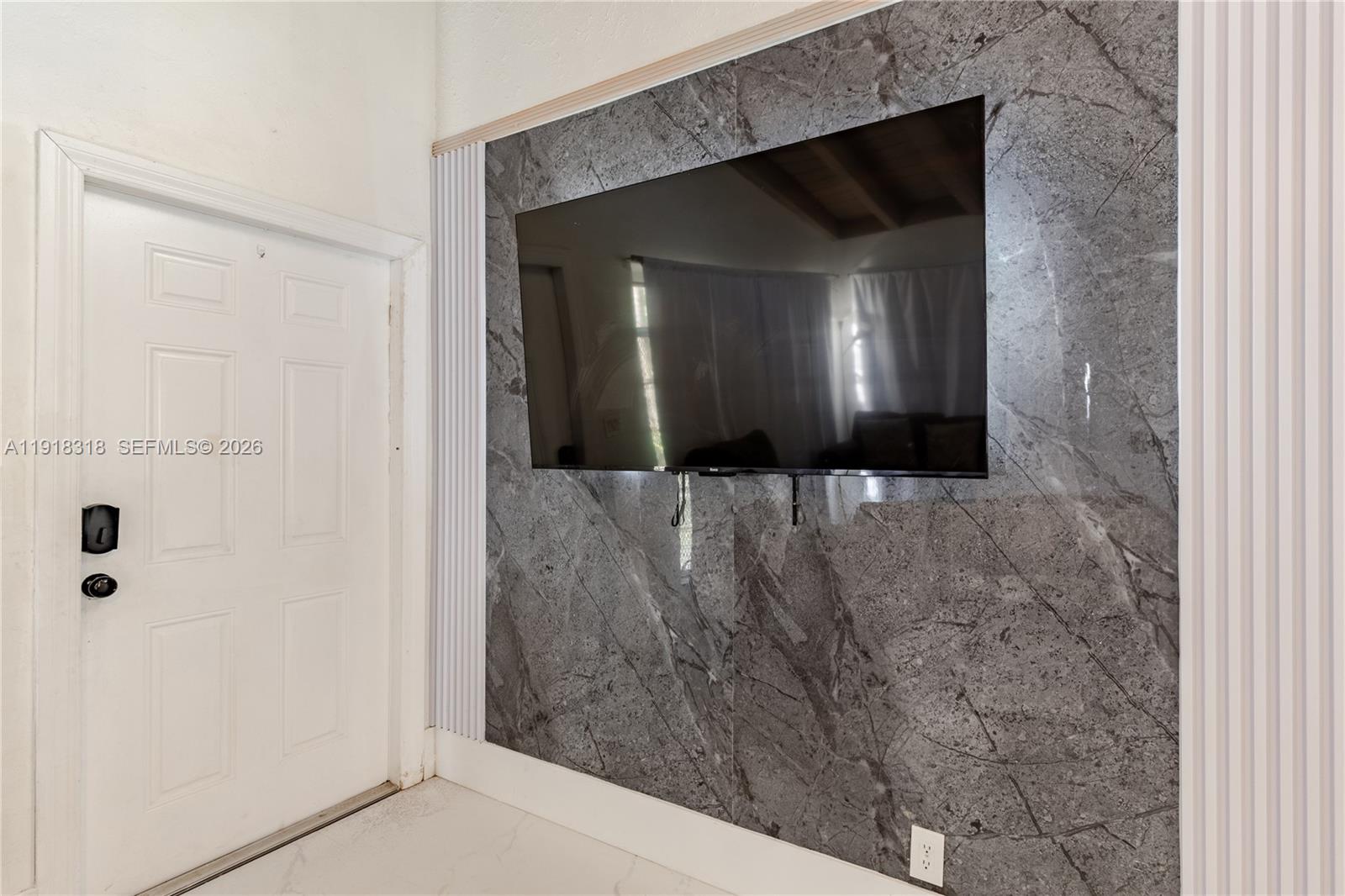 HOLLYWOOD SOUTH SIDE ADD - Residential Income