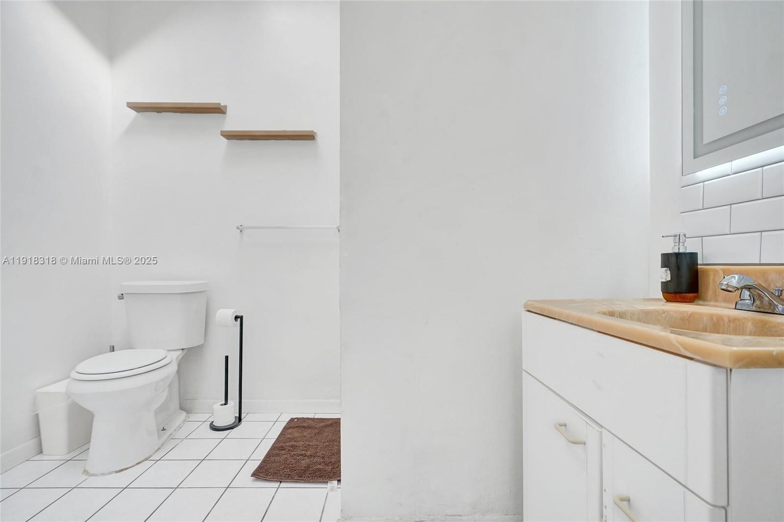 HOLLYWOOD SOUTH SIDE ADD - Residential Income