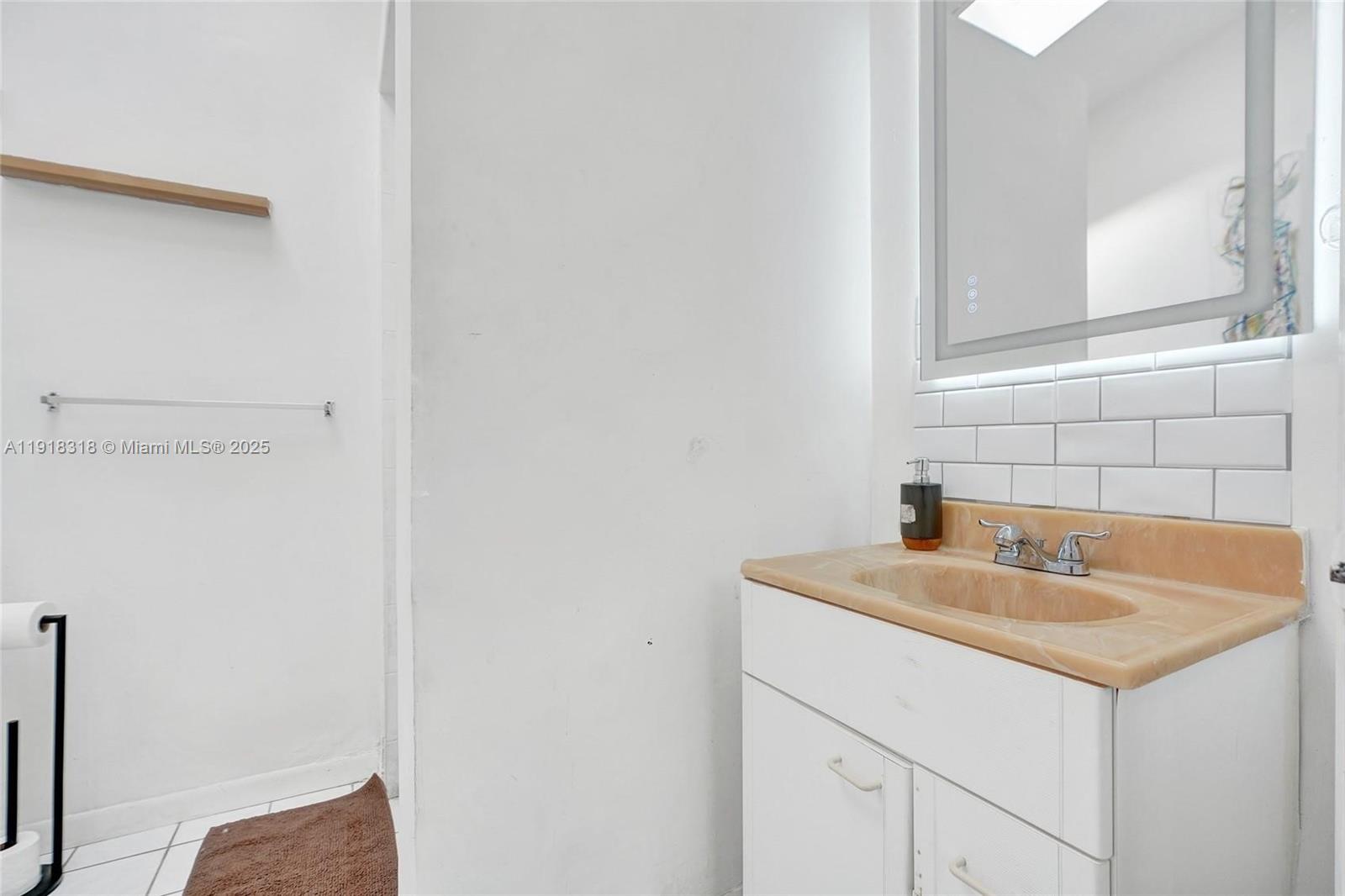 HOLLYWOOD SOUTH SIDE ADD - Residential Income