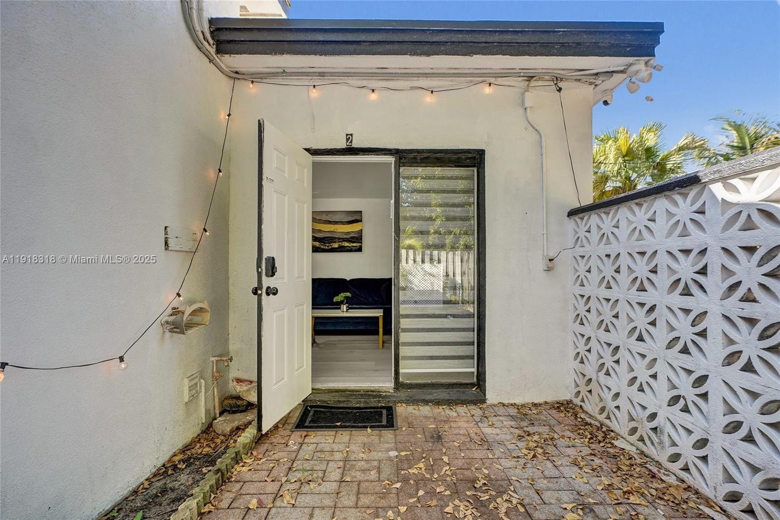 HOLLYWOOD SOUTH SIDE ADD - Residential Income