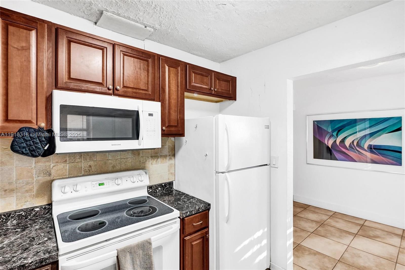 HOLLYWOOD SOUTH SIDE ADD - Residential Income