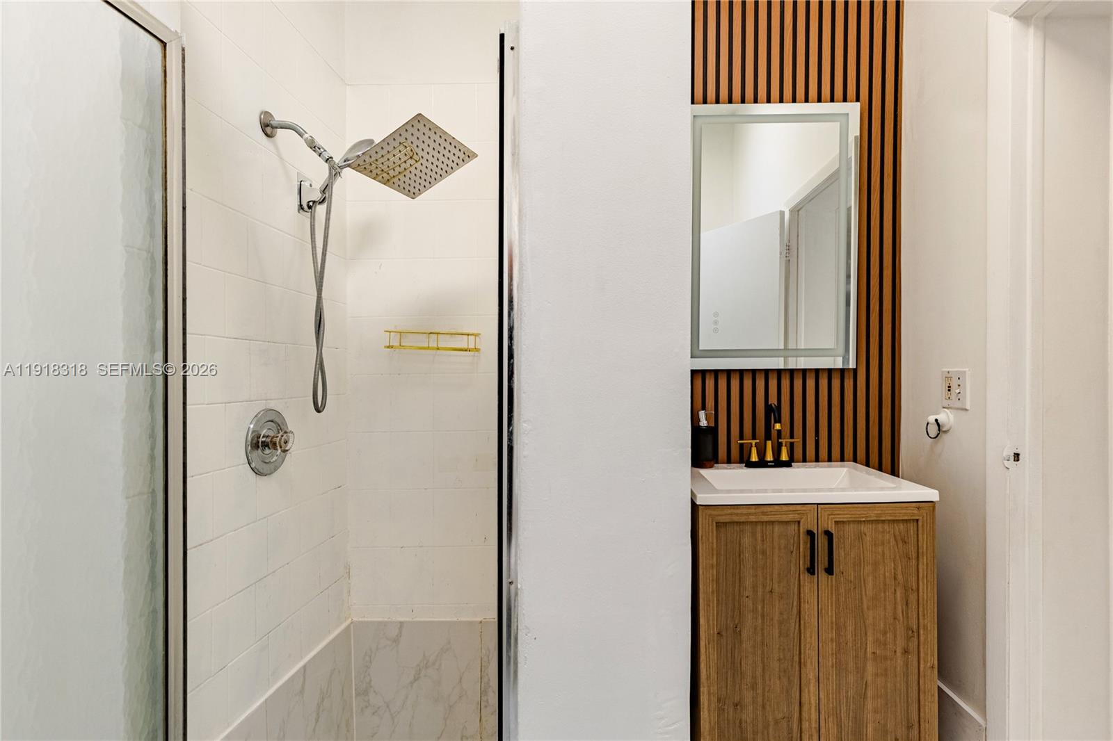 HOLLYWOOD SOUTH SIDE ADD - Residential Income