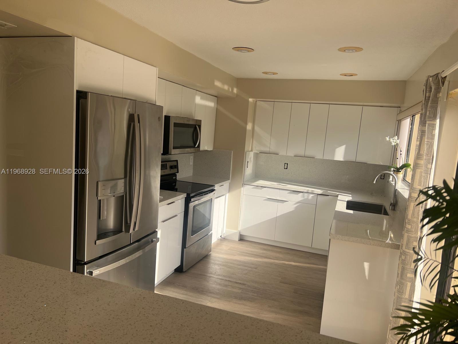 HAMMOCKS SEC 1 - Residential Lease