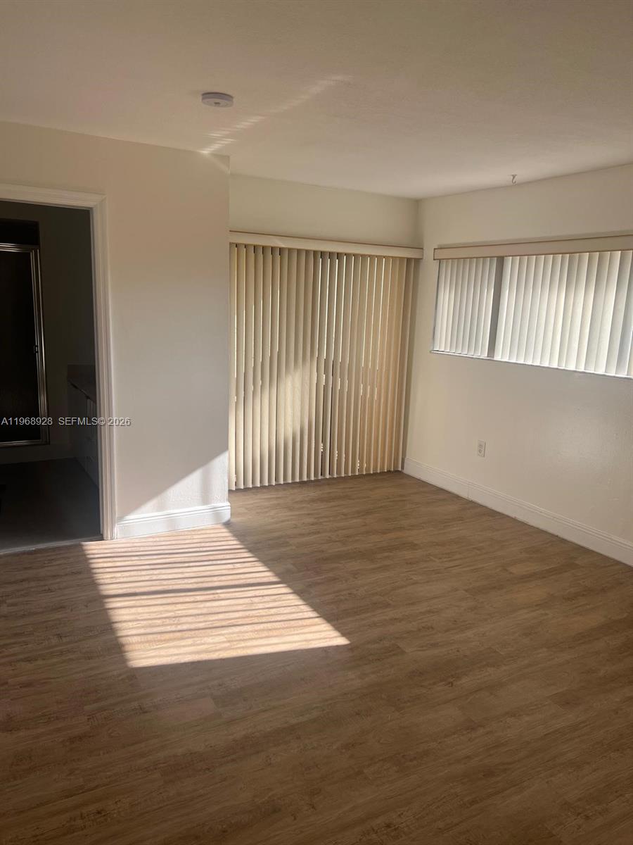 HAMMOCKS SEC 1 - Residential Lease