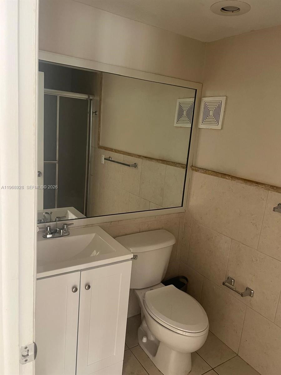 HAMMOCKS SEC 1 - Residential Lease