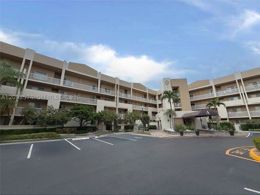 7807 GRANVILLE DR APT 104, TAMARAC, FL 33321 - Image 7fe4ae8b8966cd2f421bf7f7c3ee5f14/1069182428