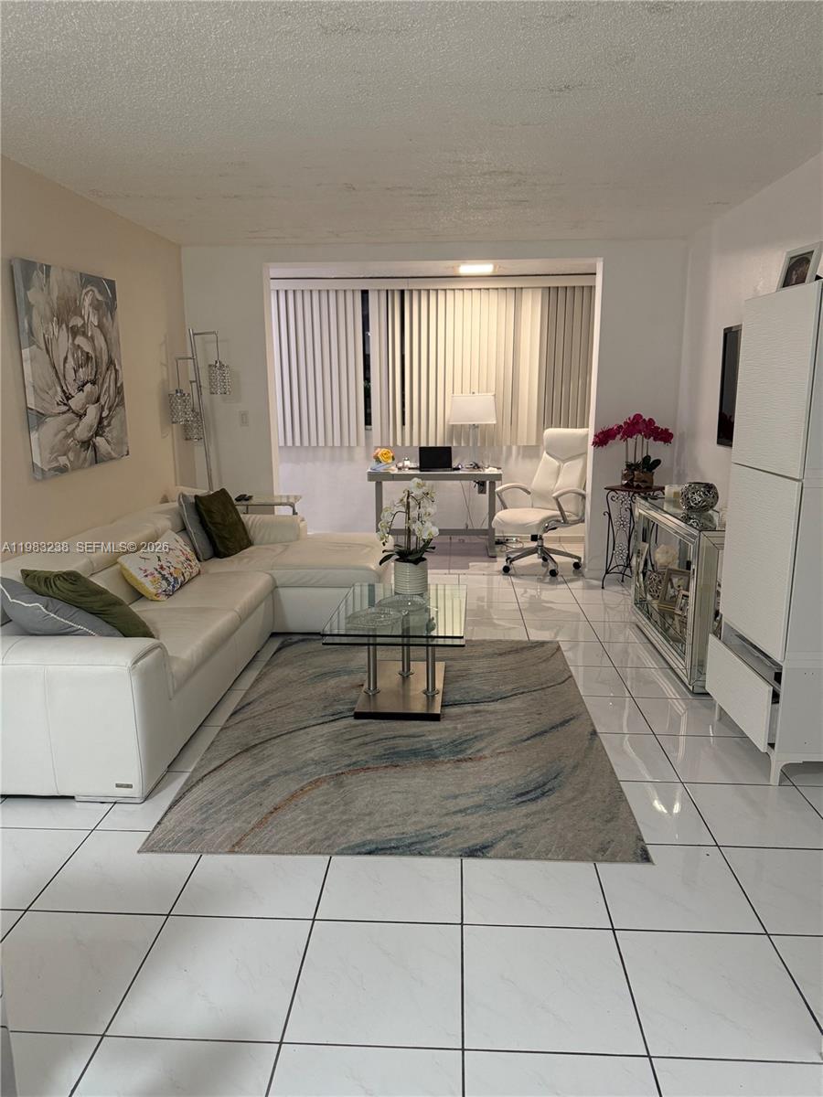 MOON TOWER CONDO - Residential Lease