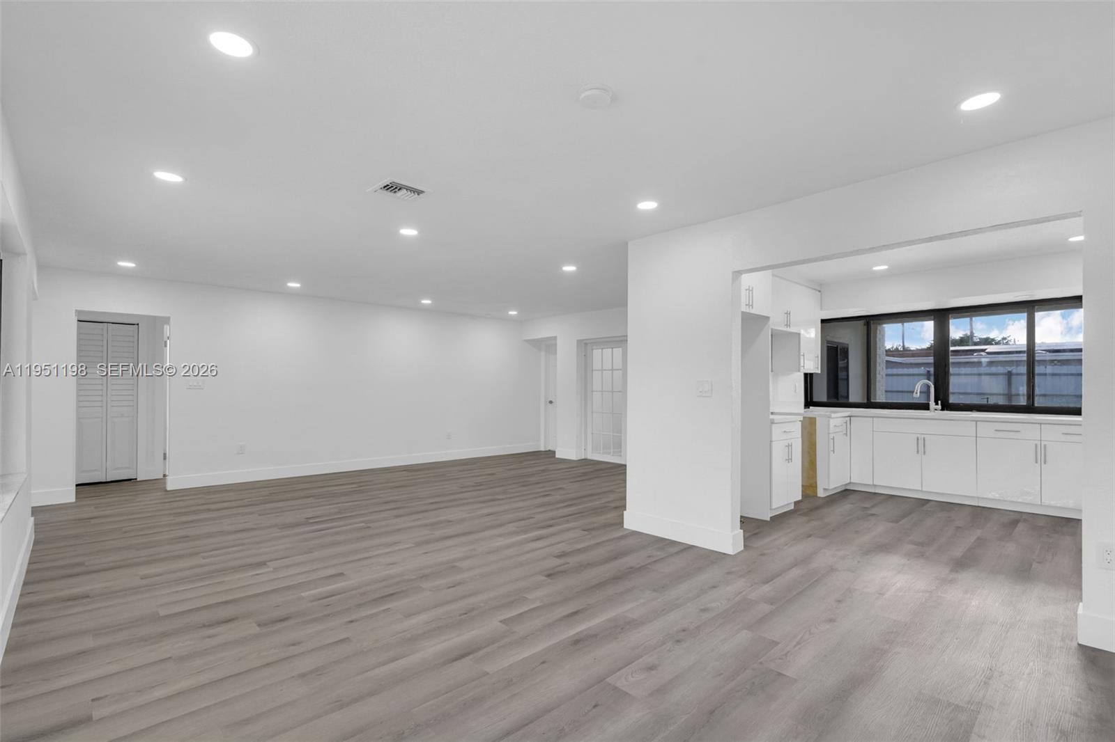 MIRAMAR PARK THIRD ADD - Residential