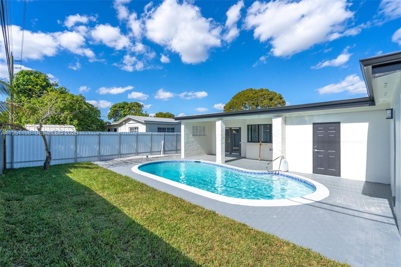 MIRAMAR PARK THIRD ADD - Residential