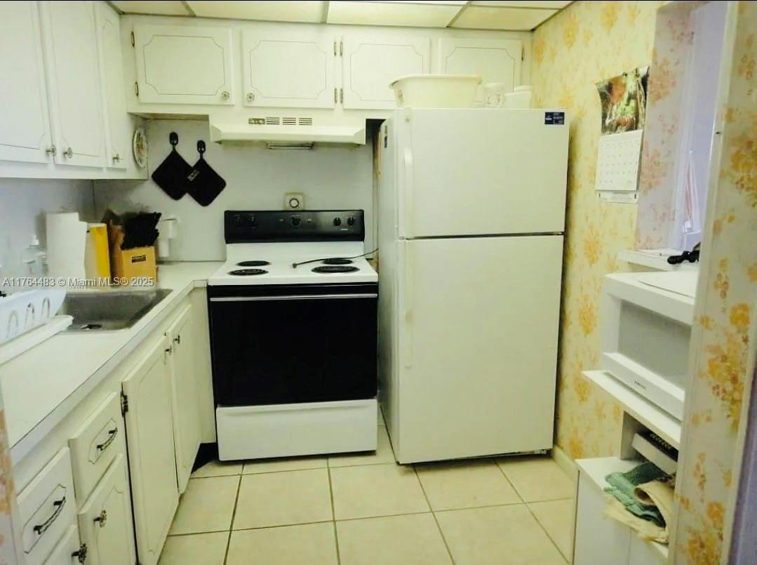 CAMDEN CONDOS - Residential