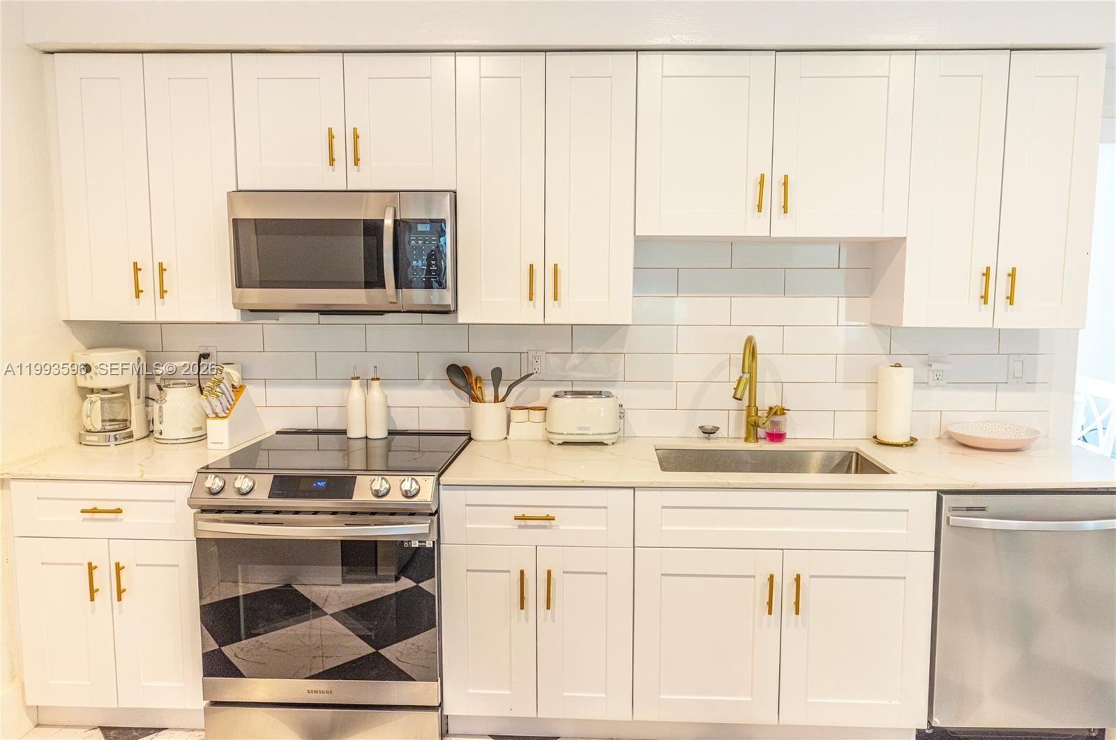 BAY VISTA PARK AMD PL - Residential Lease