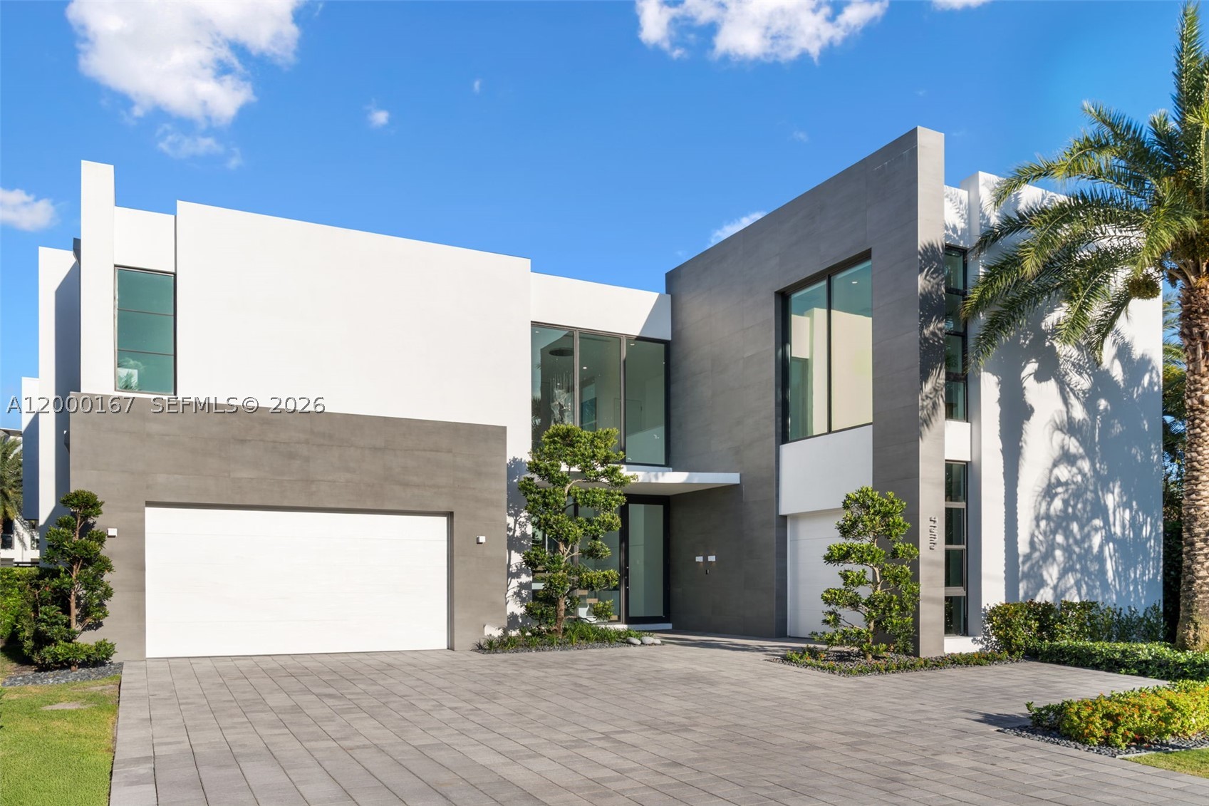 4232 E Tradewinds Ave - Image 1