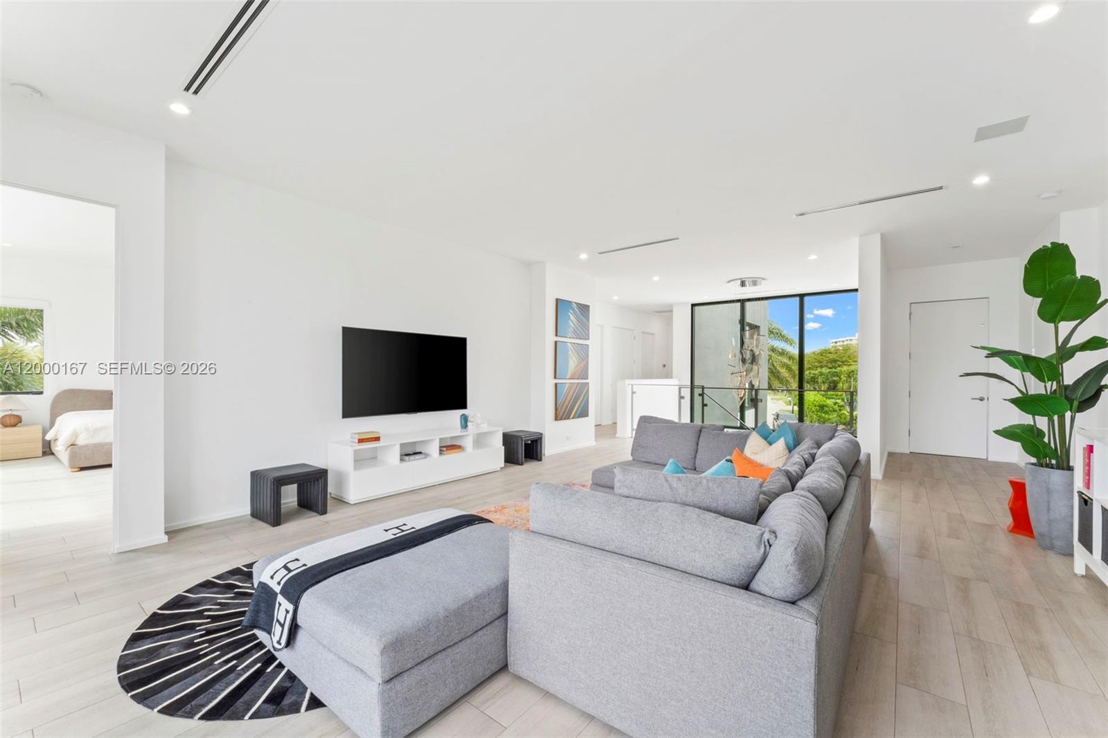 SILVER SHORES-SUB TRACT - Residential