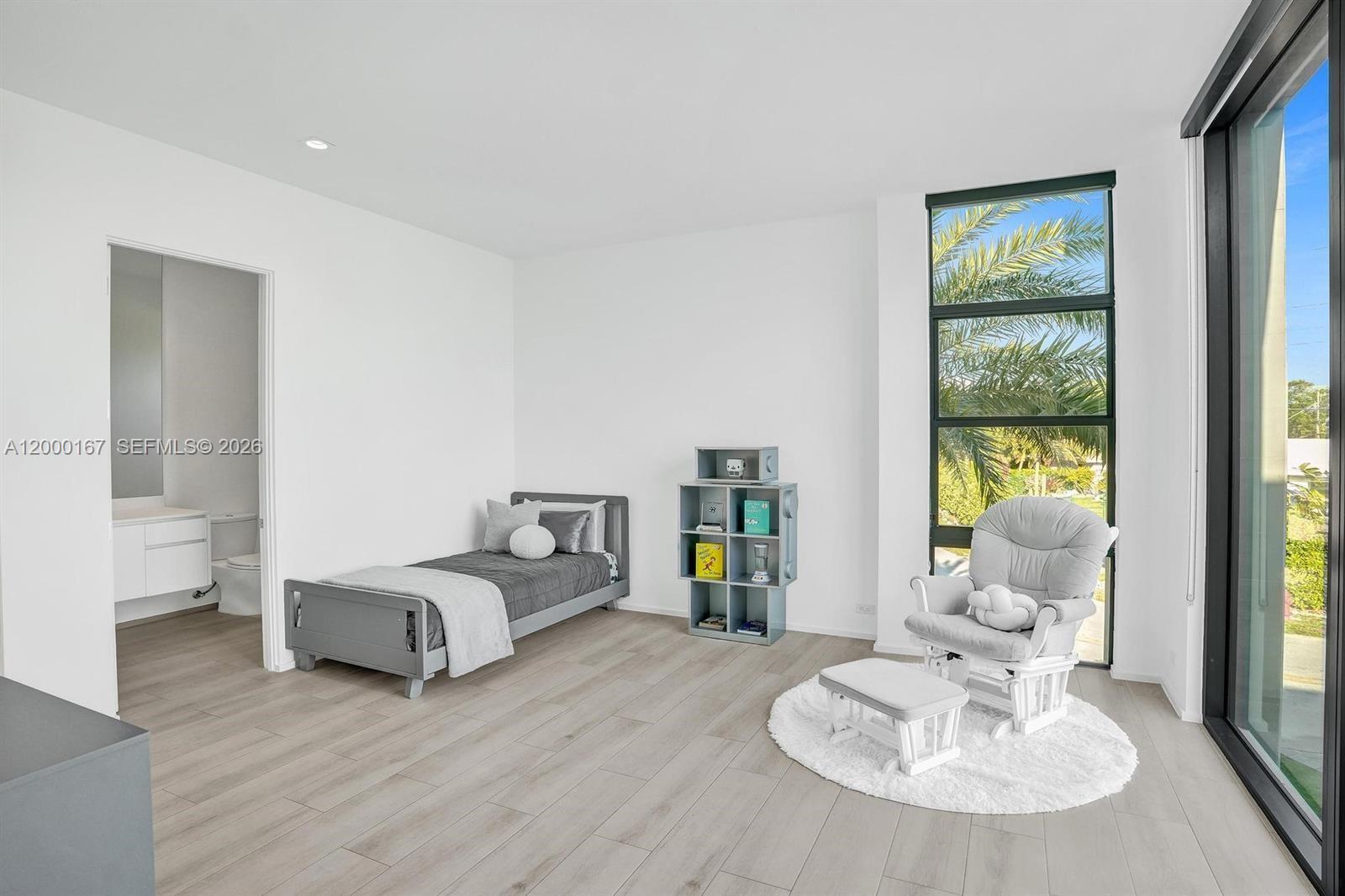 SILVER SHORES-SUB TRACT - Residential